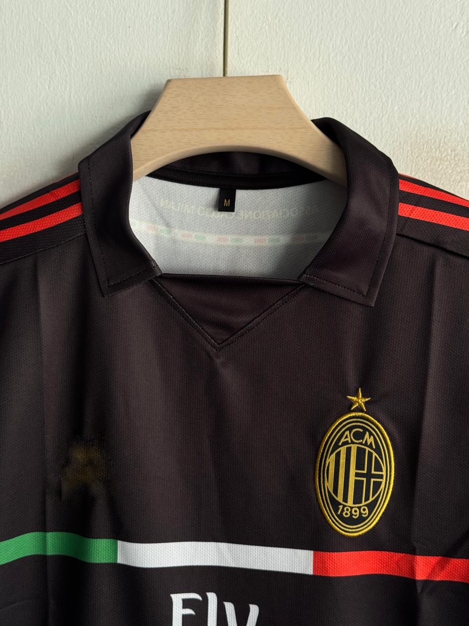 AC MILAN 2011/12 THIRD KIT IBRAHIMOVIC POLO PREMIUM EMBROIDERY - Image 2