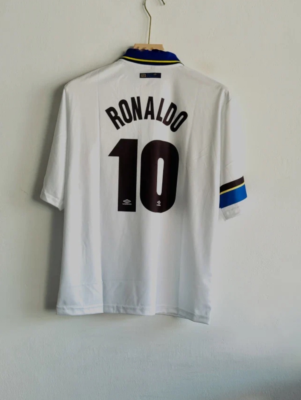 INTERMILAN 1997/98 AWAY RETRO KIT RONALDO POLO FIVESLEEVE PREMIUM EMBROIDERY - Image 3