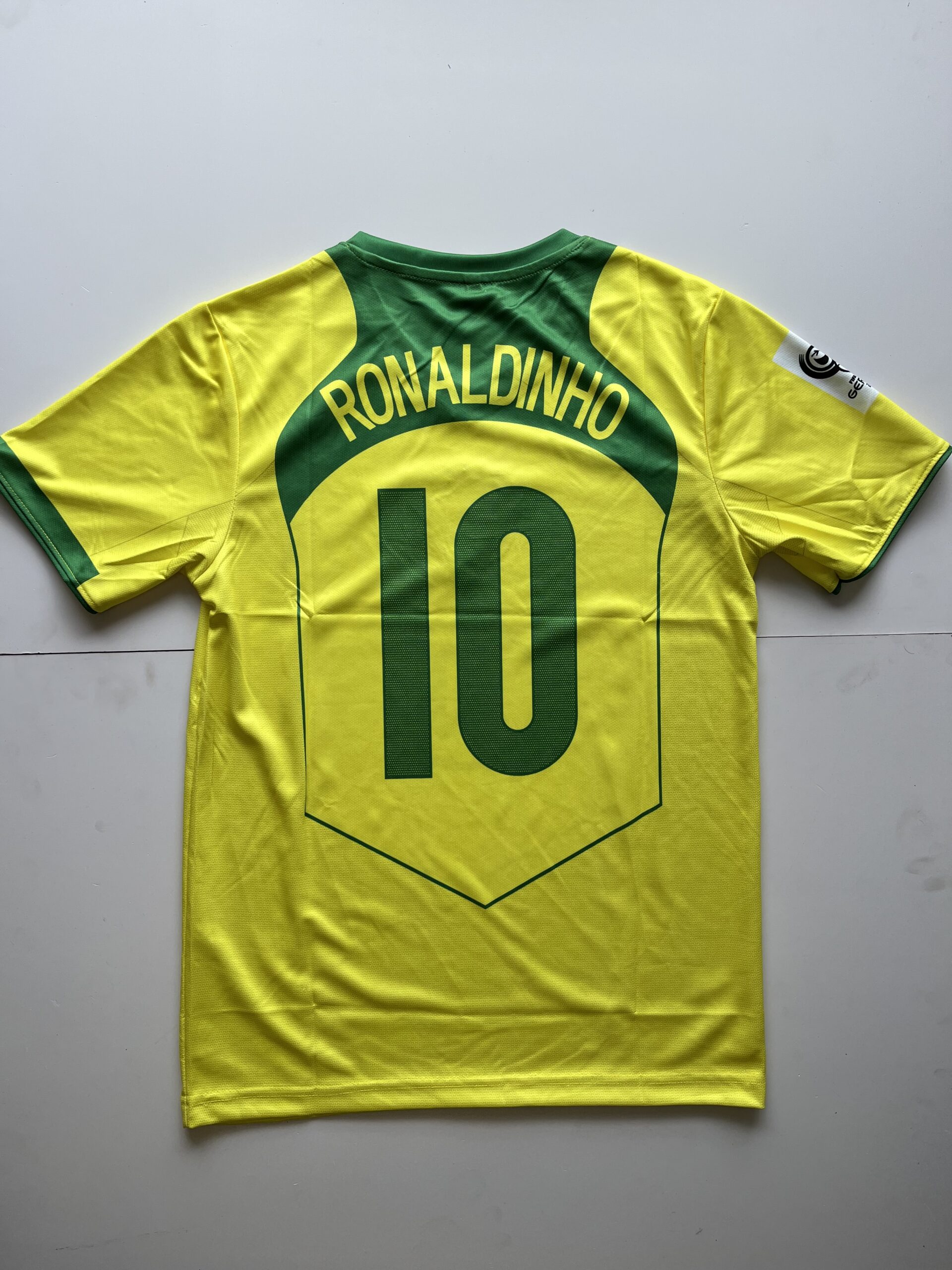 BRAZIL 2004 HOME KIT RONALDINHO VINTAGE RETRO KIT PREMIUM EMBROIDERY - Image 3