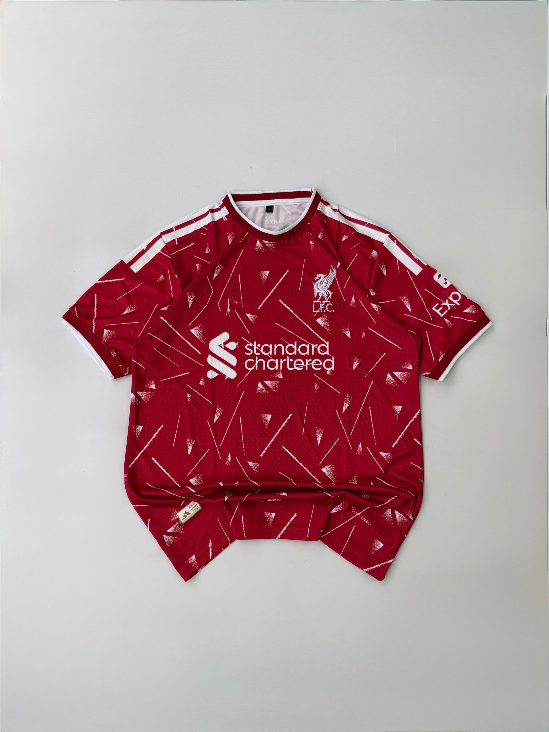 LIVERPOOL 26/27 HOME KIT SZOBOSZLAI PREMIUM EMBROIDERY