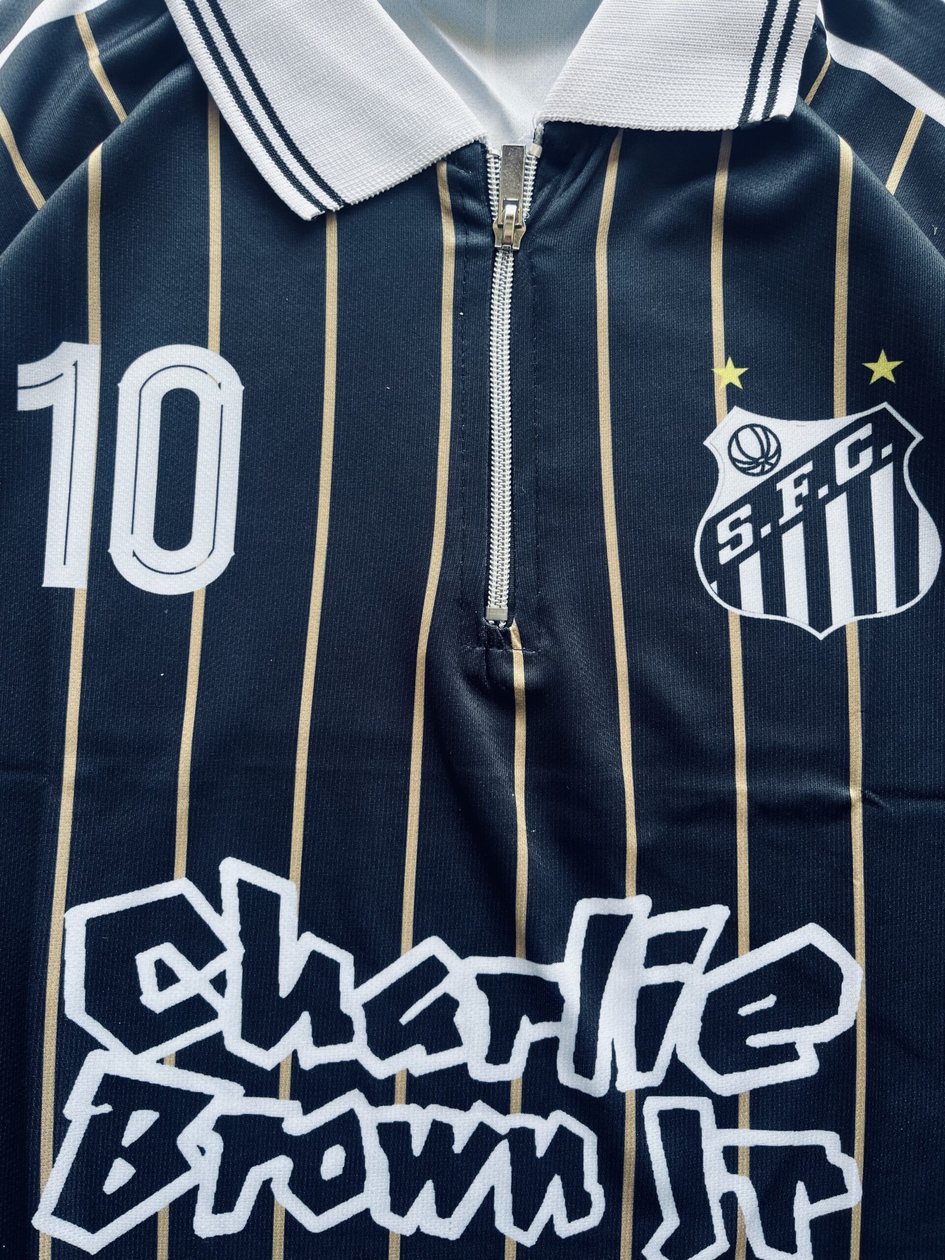 SANTOS X CBJR SPECIAL EDITION KIT NEYMAR POLO ZIP FIVESLEEVE - Image 2