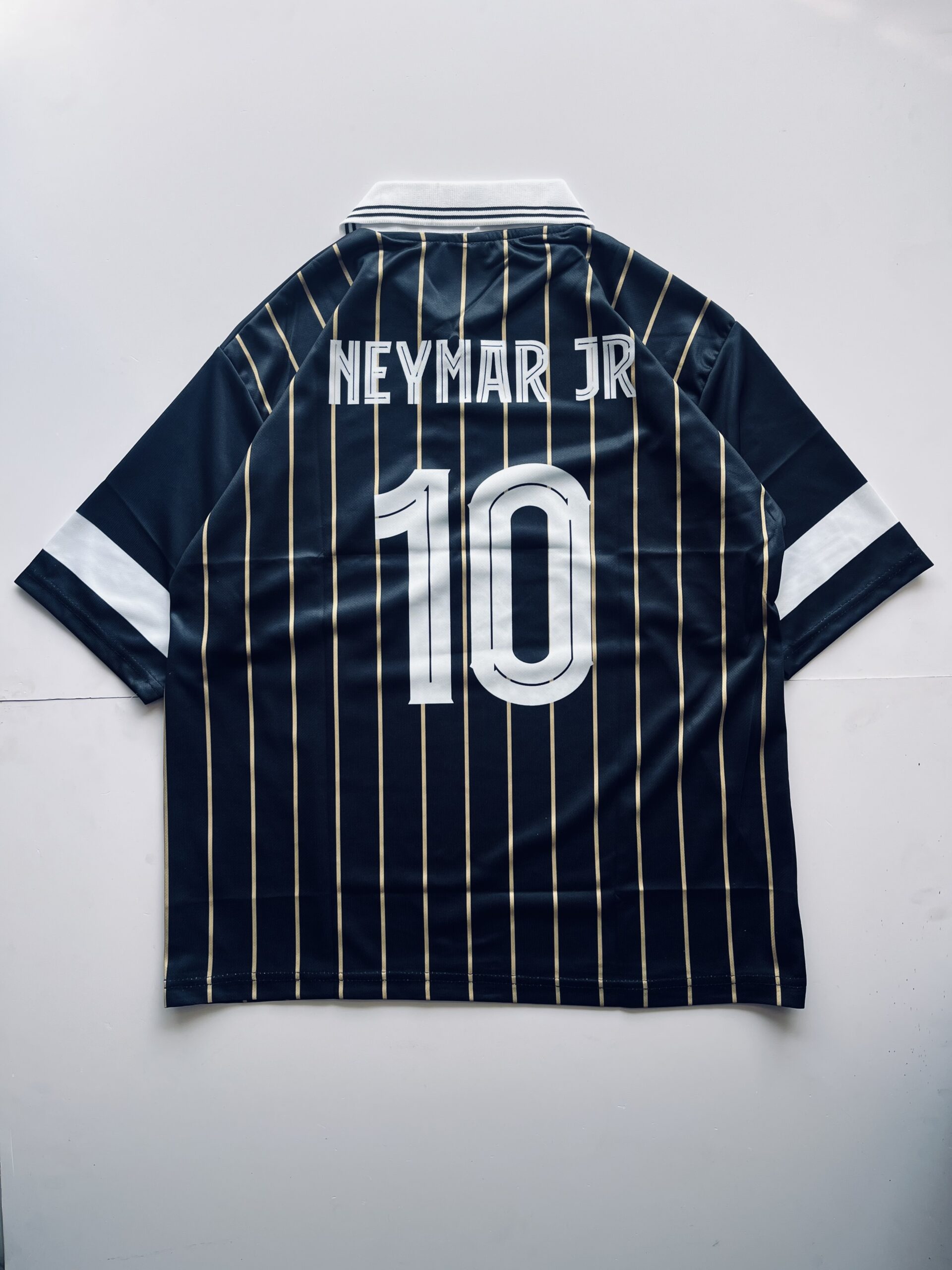 SANTOS X CBJR SPECIAL EDITION KIT NEYMAR POLO ZIP FIVESLEEVE - Image 3